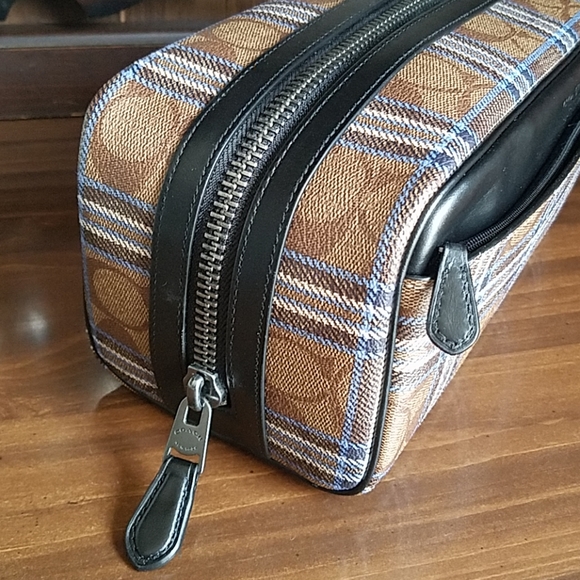 Coach Men's Signature Dopp Kit Shirting Plaid - Picture 2 of 6